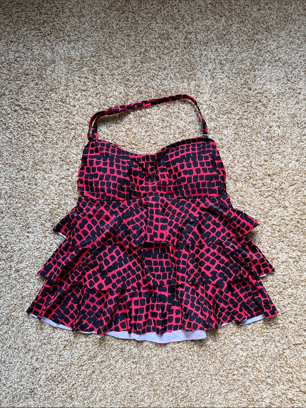Island escape Strapless Red & Black Tile Print Ruffle tankini